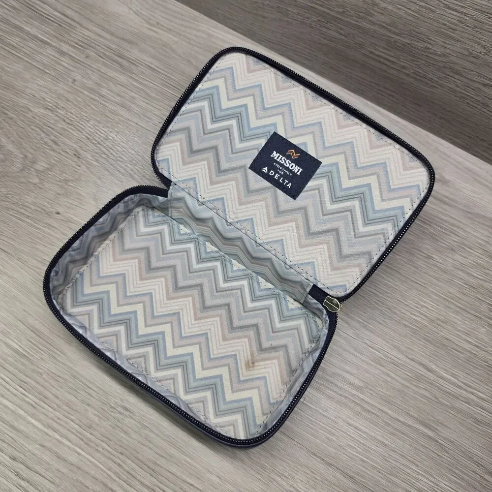 Missoni x Delta Navy Dark Blue One Business Class Cosmetics Makeup Travel Case